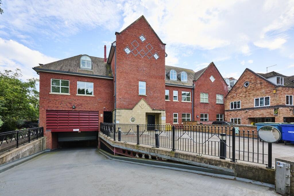 Additional image 4 of Forward House, 17 High Street, Henley-in-Arden, B95 5AA