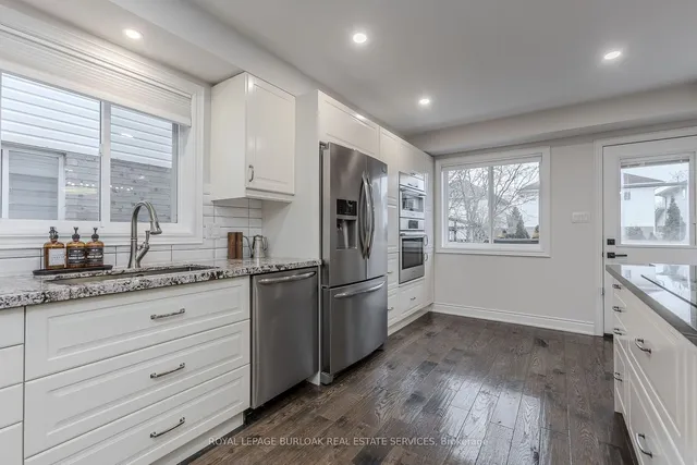 Additional image 18 of 4008 Jarvis Cres