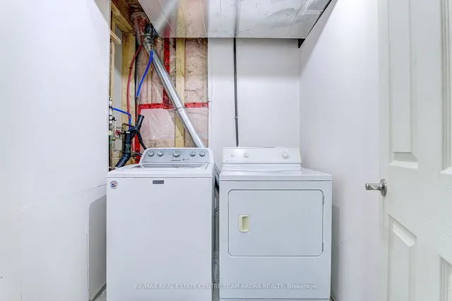 Additional image 38 of 15 Roundstone Dr