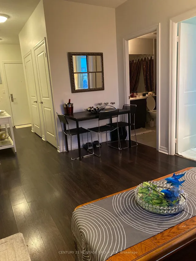 Additional image 15 of 30 Herons Hill Way Unit 1604