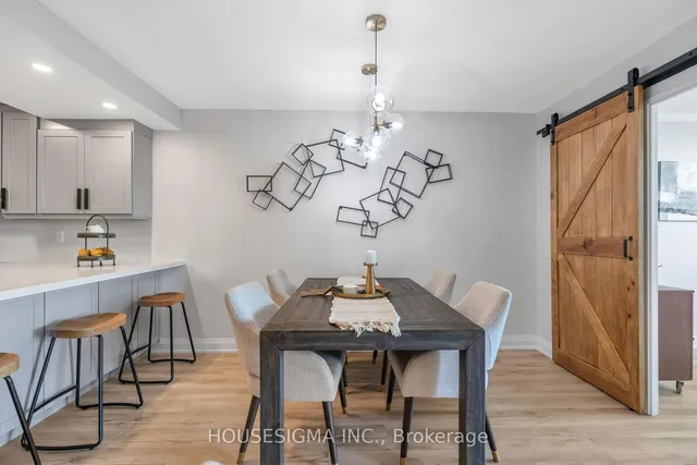 Additional image 10 of 716 The West Mall Unit 1402