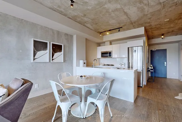 Additional image 15 of 608 Richmond St Unit 520