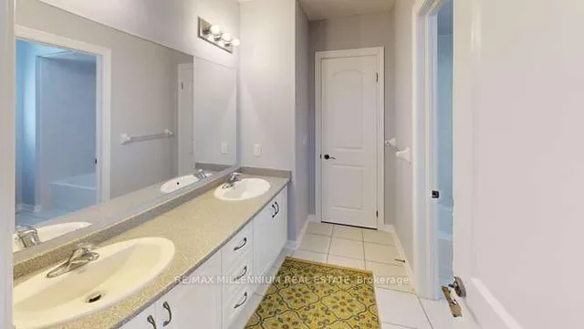 Additional image 32 of 80 Hanburry Cres