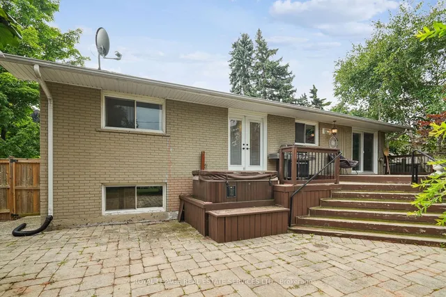 Additional image 21 of 1284 Elgin Cres