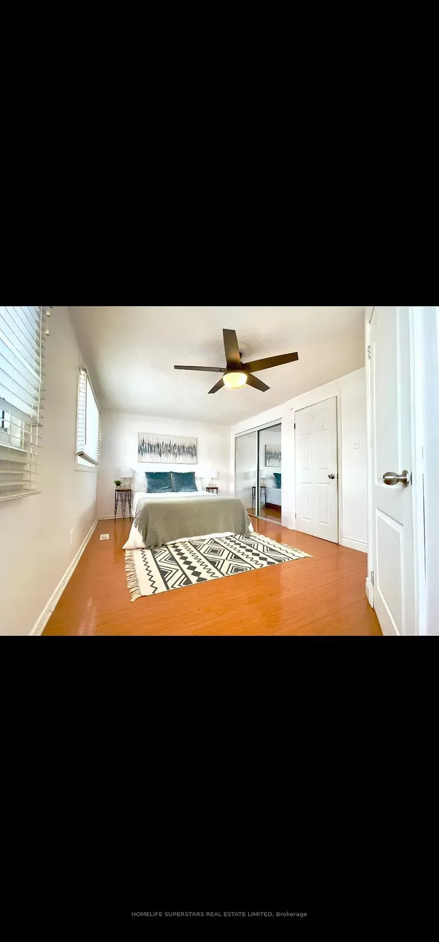 Additional image 14 of 8 Maraboo Crt