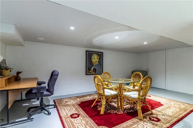 Additional image 31 of 1043 Joan Dr