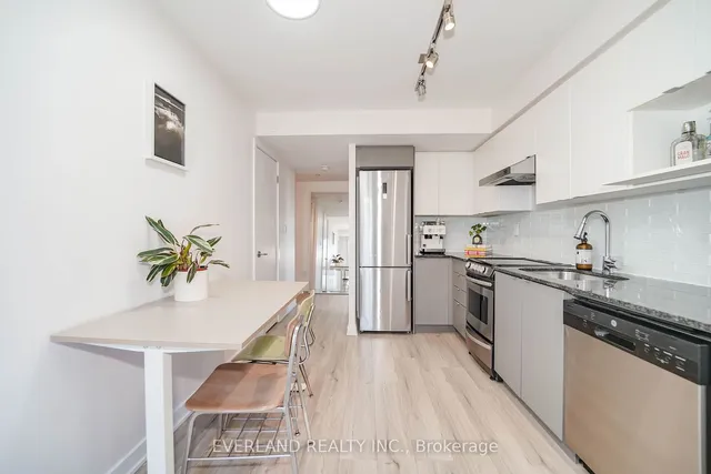 Additional image 22 of 160 Flemington Rd Unit 1005