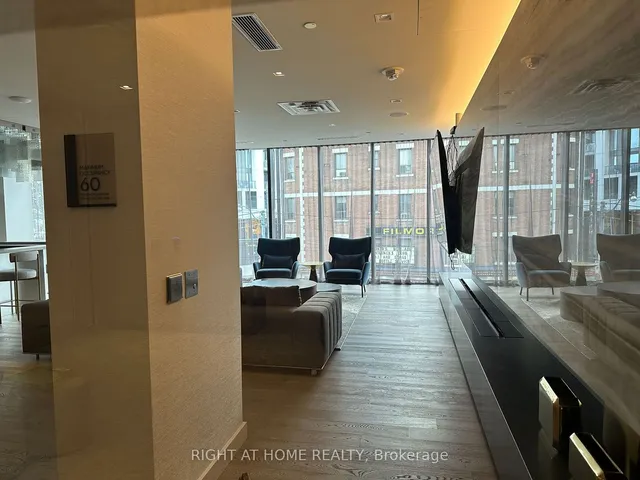 Additional image 2 of 219 Dundas St Unit 2210