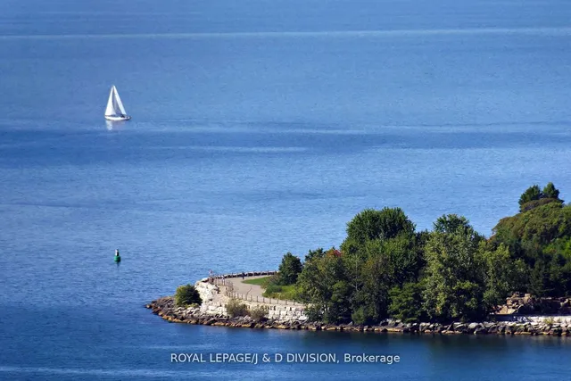 Additional image 29 of 35 Mariner Terr Unit 3702