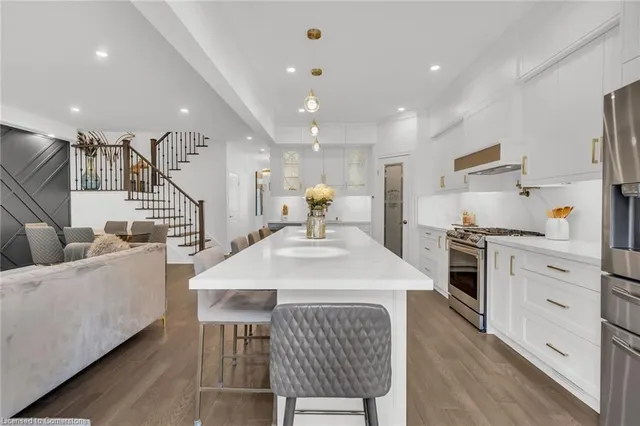 Additional image 12 of 122 Shoreview Pl