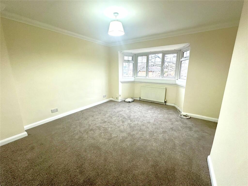 Additional image 6 of Hunters Ride, Bricket Wood, St. Albans, Hertfordshire, AL2