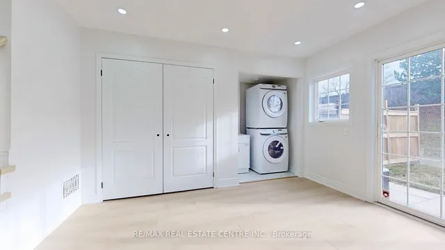 Additional image 31 of 51 Denison Ave