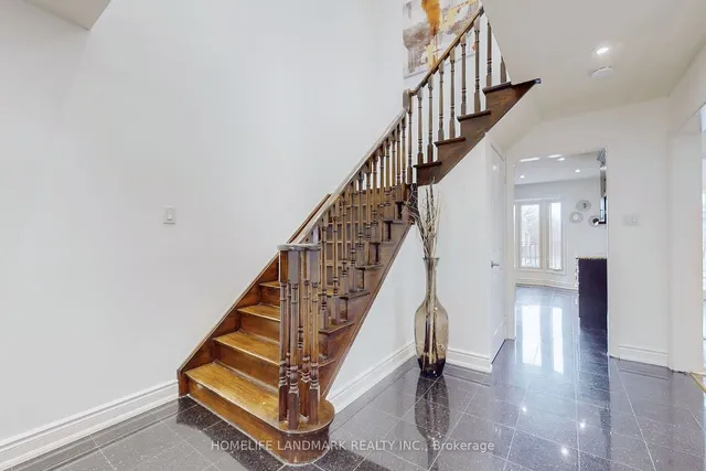 Additional image 16 of 19 Myrna Lane