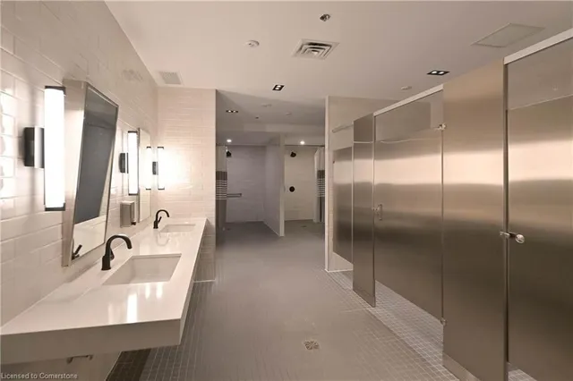 Additional image 30 of 5 Wellington St Unit 306