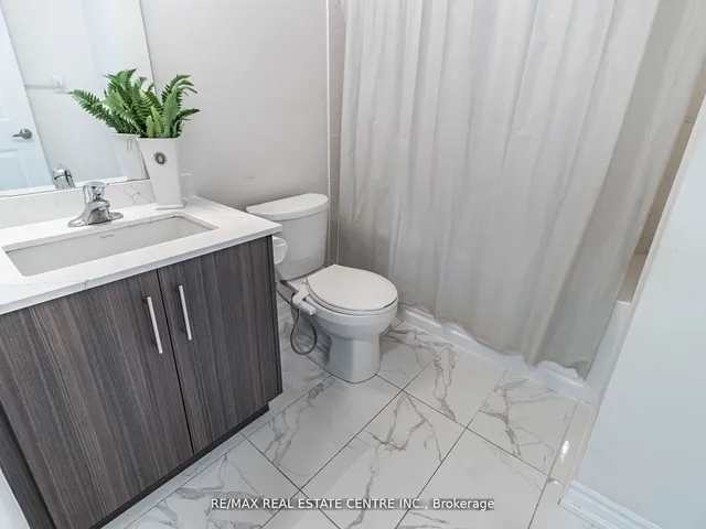 Additional image 32 of 45 Knotsberry Circ