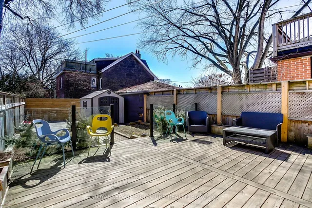 Additional image 28 of 235 Bain Ave