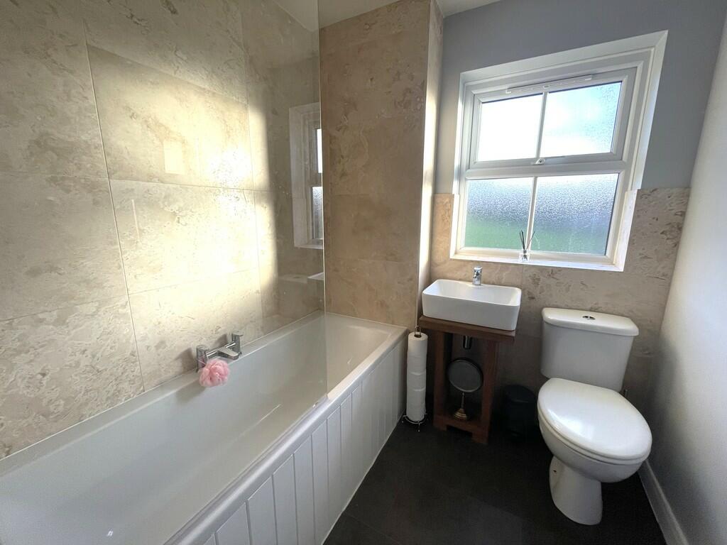 Additional image 11 of Glastonbury, Somerset