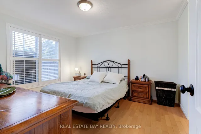 Additional image 21 of 1085 Harrogate Dr Unit 7