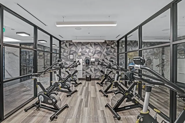 Additional image 28 of 55 Merchants' Wharf Unit 428