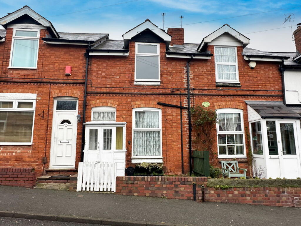 May Lane, Hollywood, B47 5NX