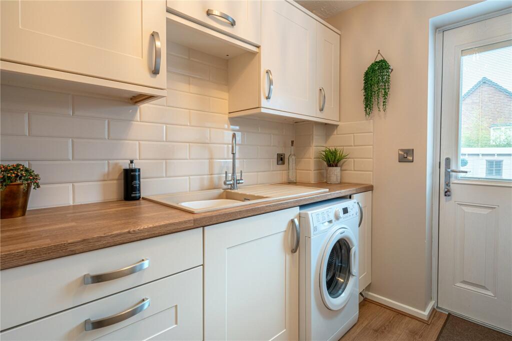 Additional image 3 of Fox Close, Tamworth, Staffordshire, B77