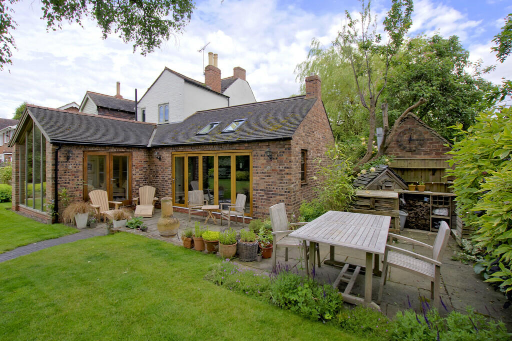 Additional image 23 of Main Road, Newton Regis