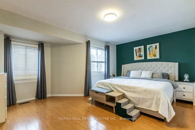 Additional image 17 of 26 Moss Blvd Unit 77