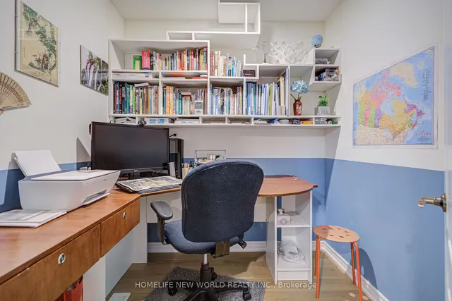 Additional image 27 of 18 Amaretto Crt