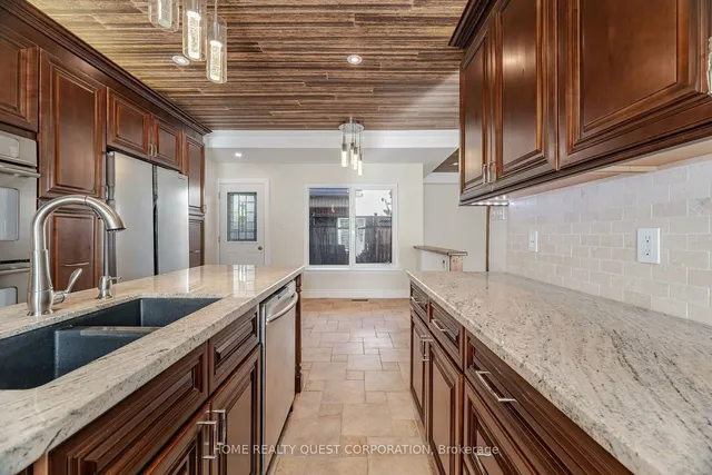 Additional image 14 of 41 Bowshelm Crt