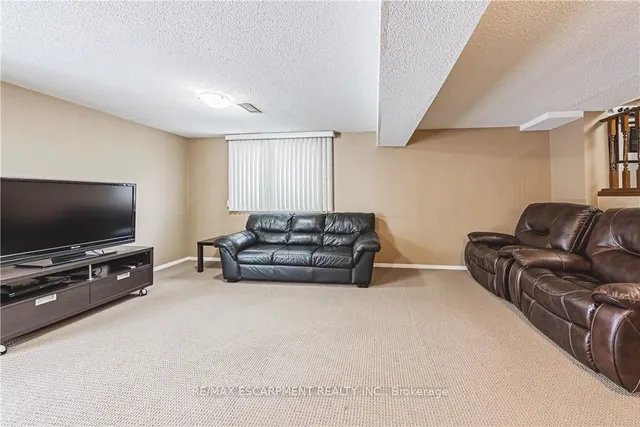 Additional image 26 of 153 Ravenbury Dr