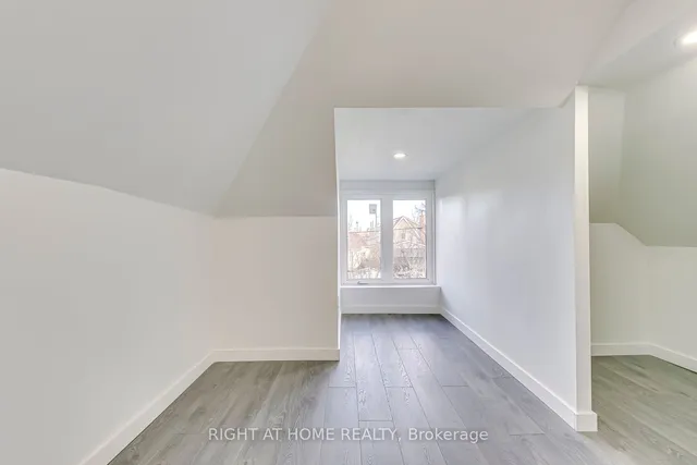 Additional image 24 of 77 Hope Ave