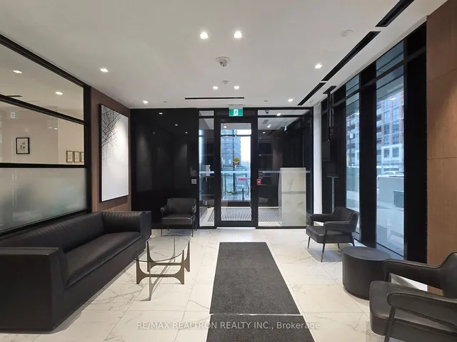 Additional image 9 of 8 Tippett Rd Unit 1001