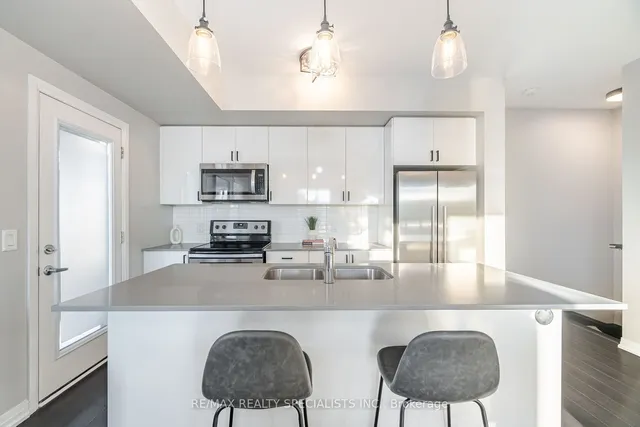 Additional image 12 of 1208 Main St Unit 104