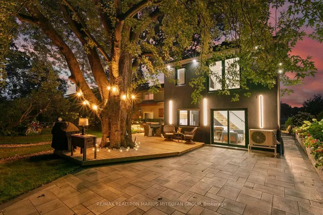 Additional image 37 of 21 Toynbee Tr