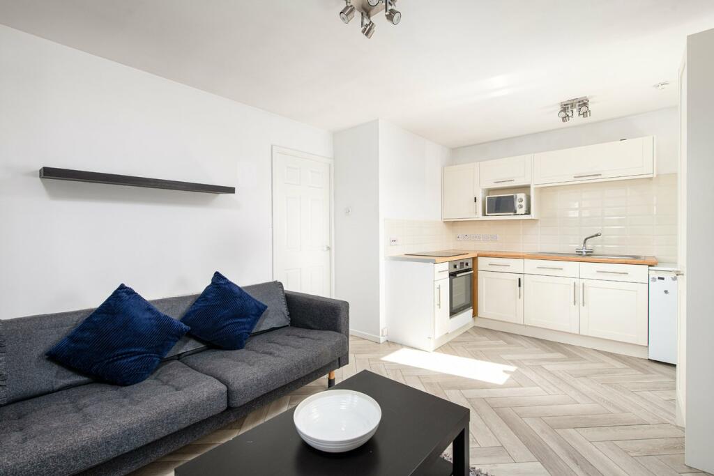 Additional image 2 of Dovecote Close, Trowbridge, BA14