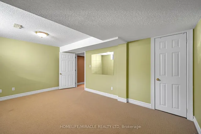 Additional image 35 of 4272 Clubview Dr