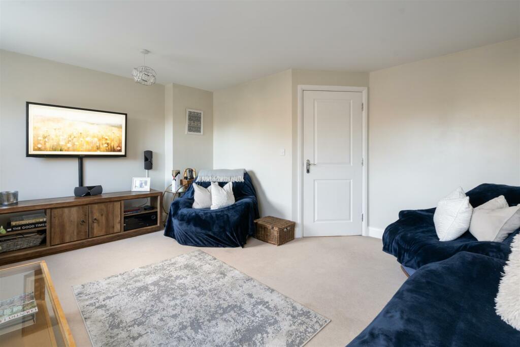 Additional image 6 of Middlewood Close, Solihull