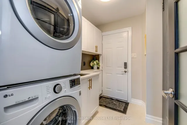 Additional image 36 of 16 SWEETMAN Dr