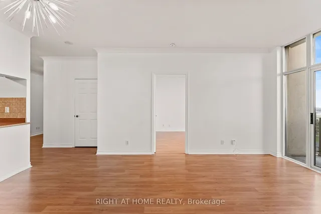 Additional image 15 of 18 Mondeo Dr Unit PH42