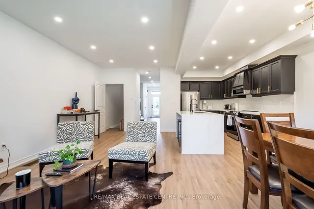 Additional image 7 of 370 Stonehenge Dr Unit 19