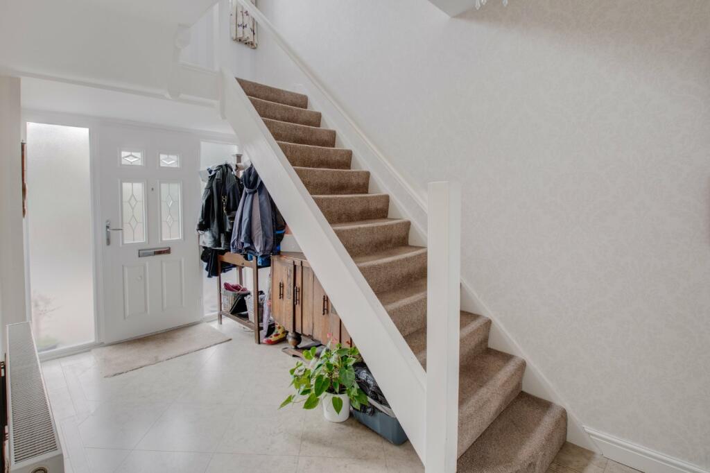 Additional image 7 of Worcester Road, Stoke Heath, Bromsgrove, Worcestershire, B61