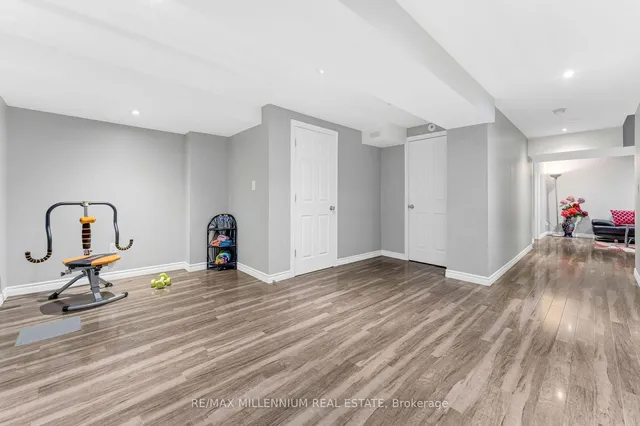 Additional image 31 of 71 Cook St