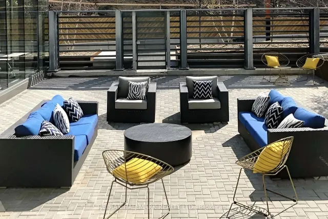 Additional image 30 of 160 Flemington Rd Unit 413