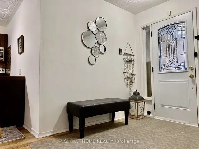 Additional image 14 of 453 Woodview Rd Unit 7