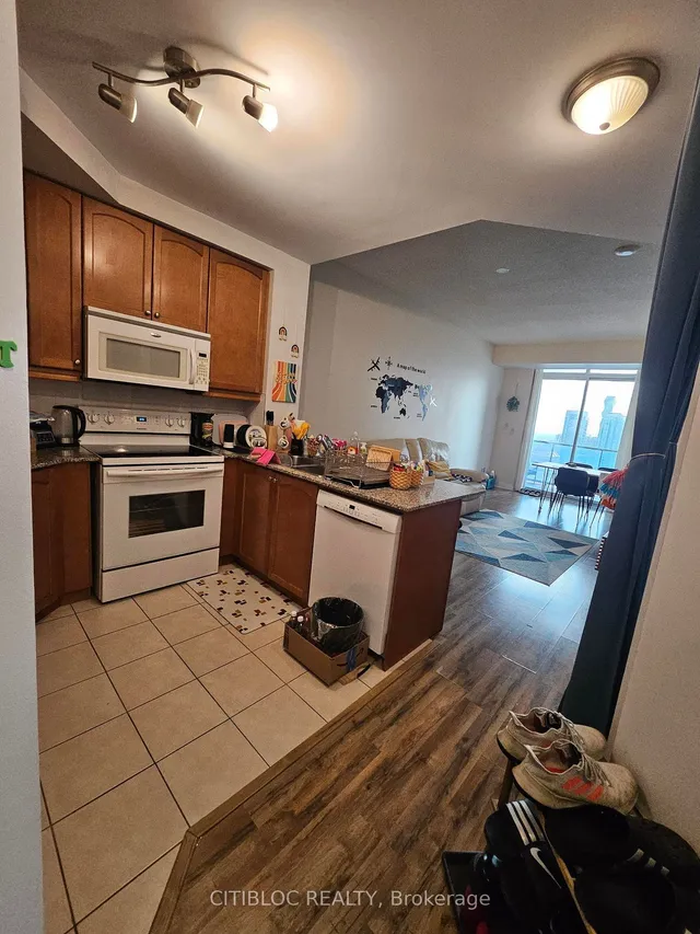 Additional image 3 of 70 Absolute Ave Unit 2808