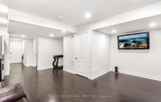 Additional image 34 of 8 Wicklow Rd