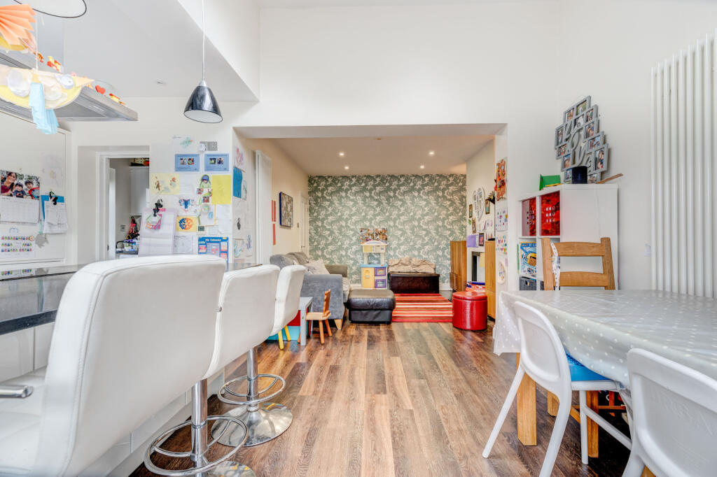 Additional image 5 of Barnfield Road, Harpenden, Hertfordshire, AL5