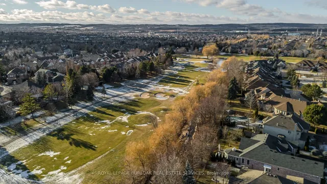 Additional image 5 of 4098 Montrose Cres