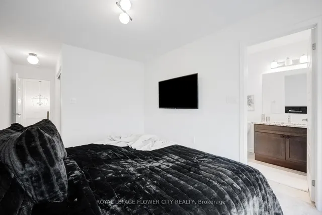 Additional image 27 of 1567 Moira Cres