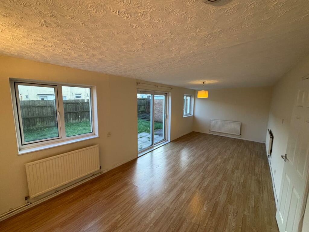 Additional image 2 of Ombersley Close, Redditch, B98 7UX